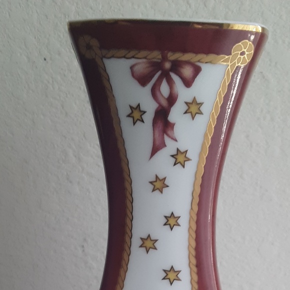 2005 Christmas Goebel Porcelain Candleholder Angel w Bear NIB - Picture 15 of 15